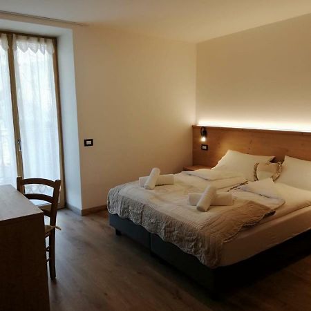 Le 4 Stagioni Hotel Cavedago Exterior photo